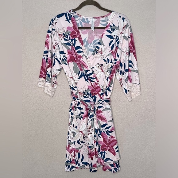 Flora Nikrooz Dresses & Skirts - Flora Nikrooz Floral Wrap Dress/Robe-Women’s XS-Pink/White-Hawaiian-Tropical-NEW